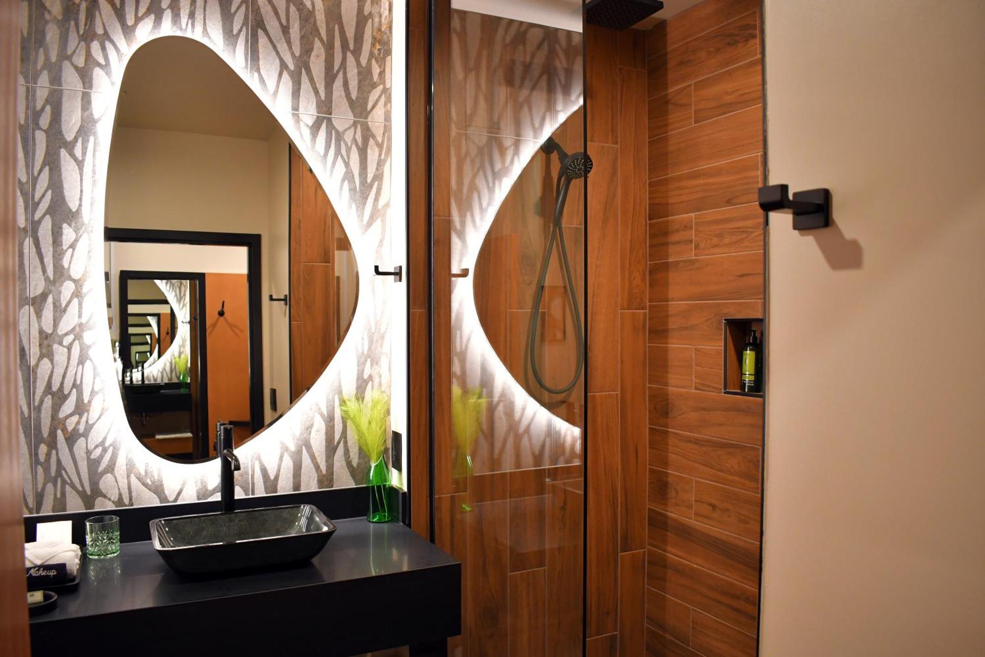 The Swiftwater Hotel ภายนอก รูปภาพ