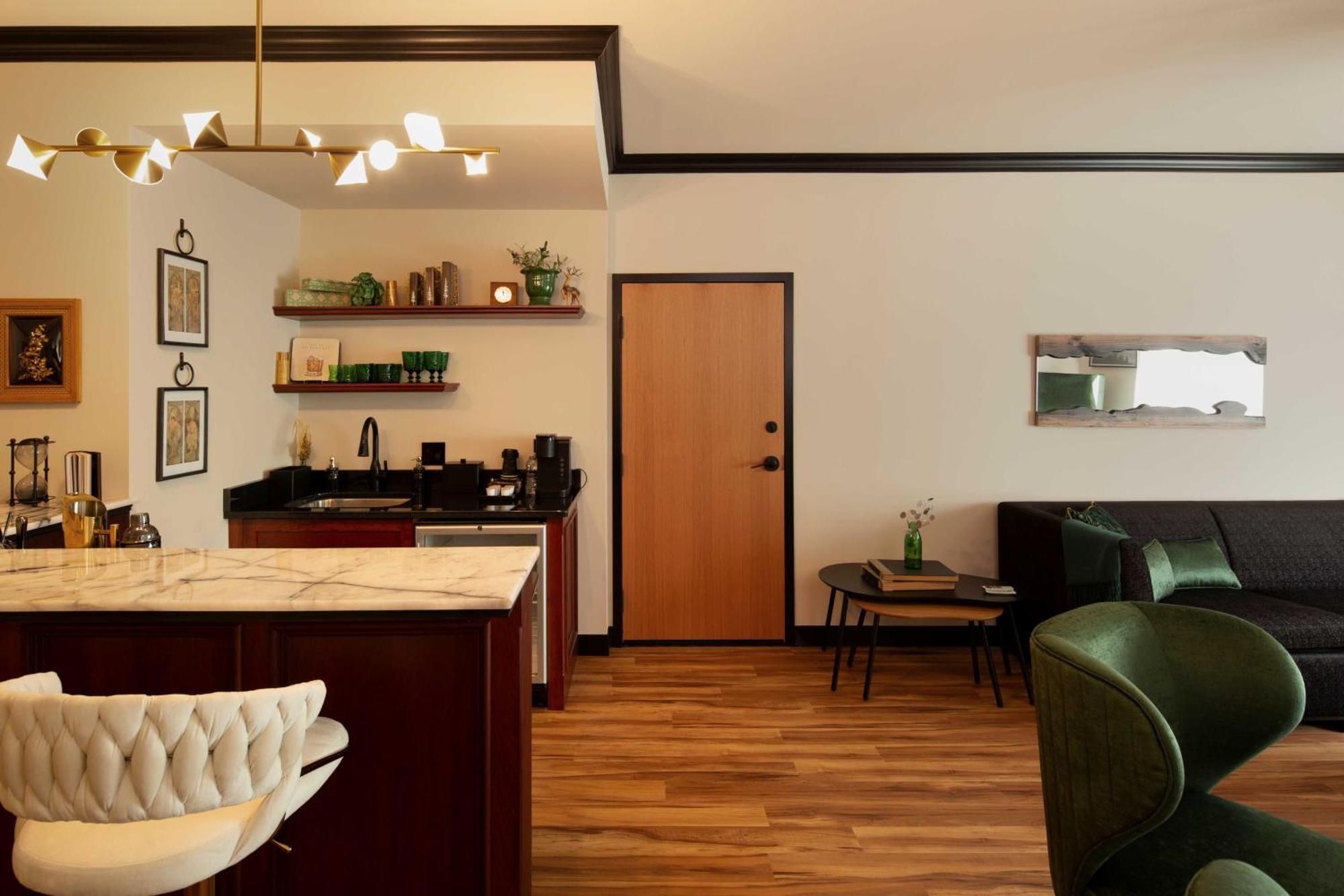 The Swiftwater Hotel ภายนอก รูปภาพ