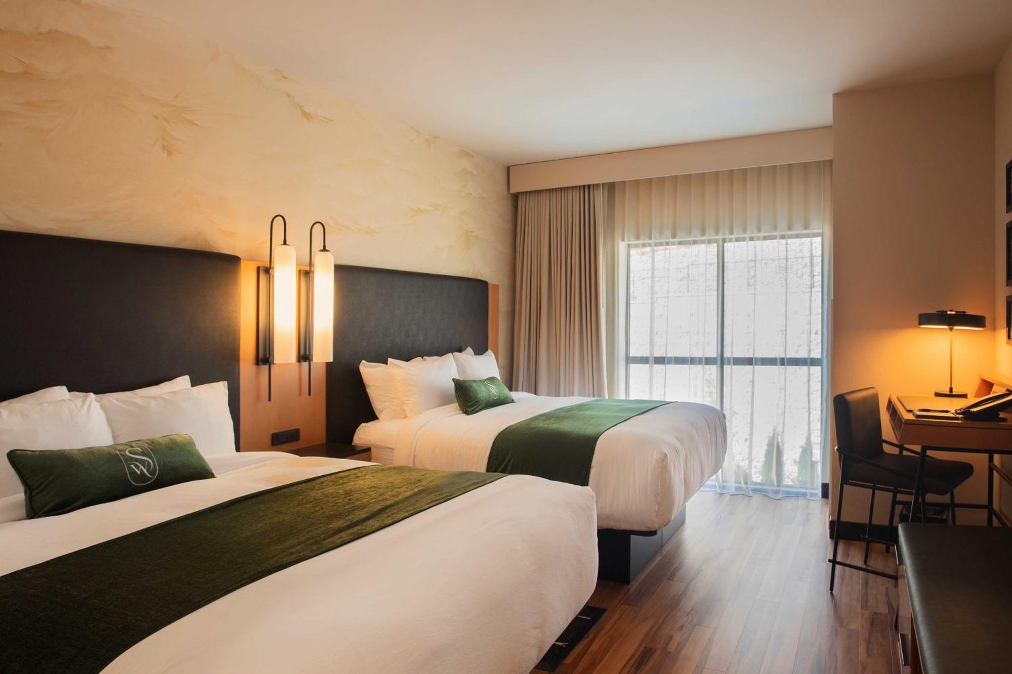 The Swiftwater Hotel ภายนอก รูปภาพ