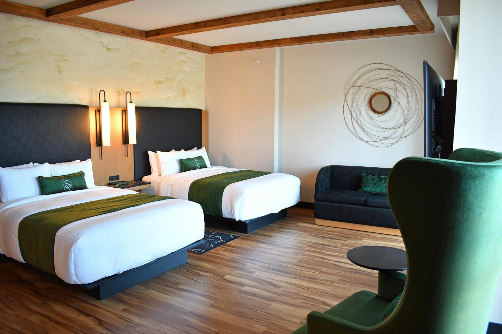 The Swiftwater Hotel ภายนอก รูปภาพ