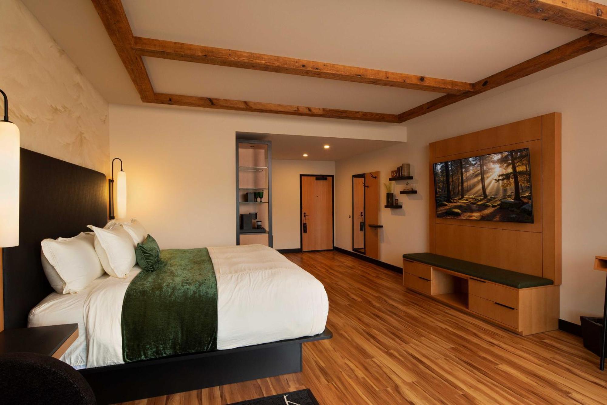 The Swiftwater Hotel ภายนอก รูปภาพ
