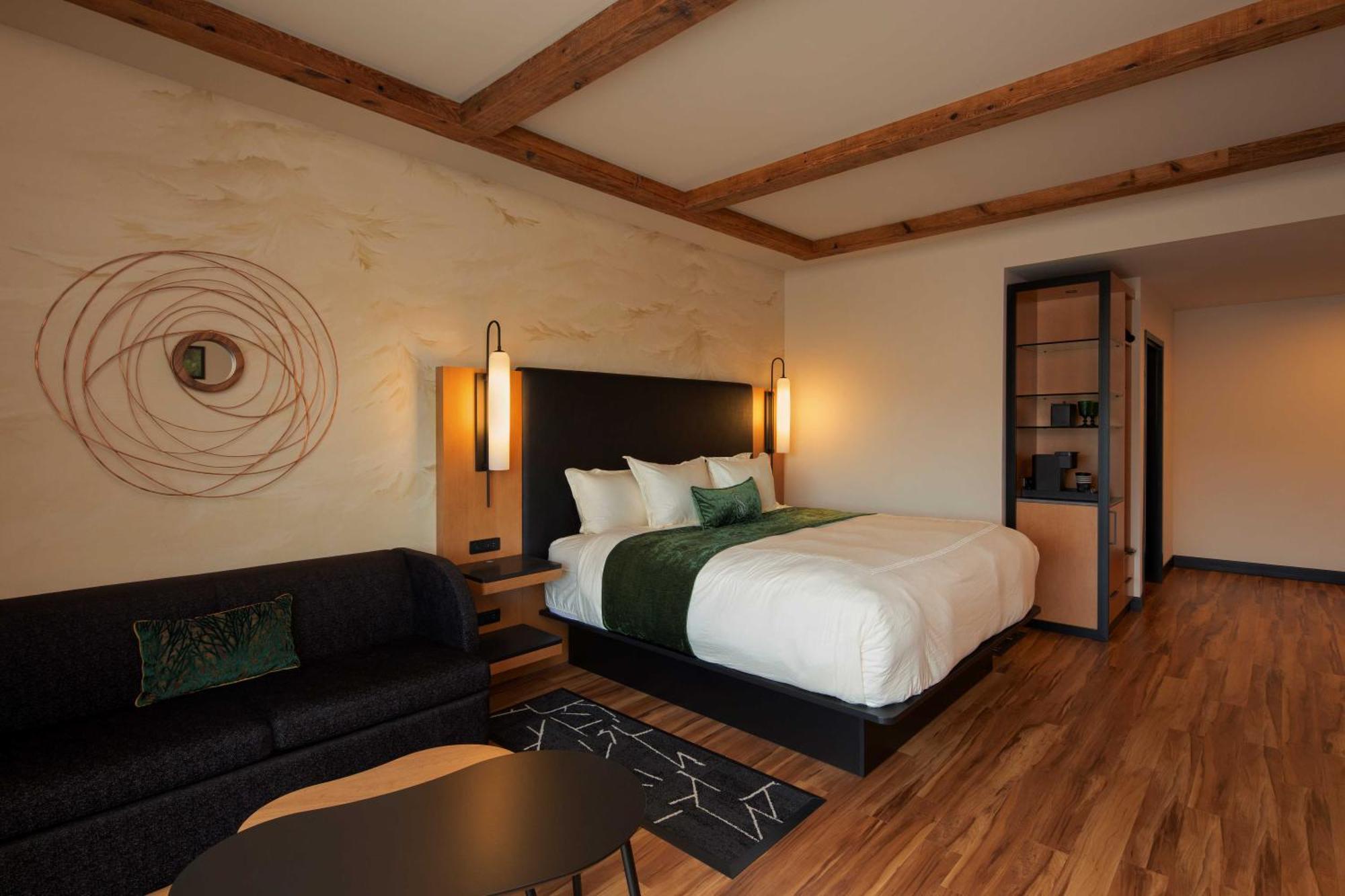 The Swiftwater Hotel ภายนอก รูปภาพ