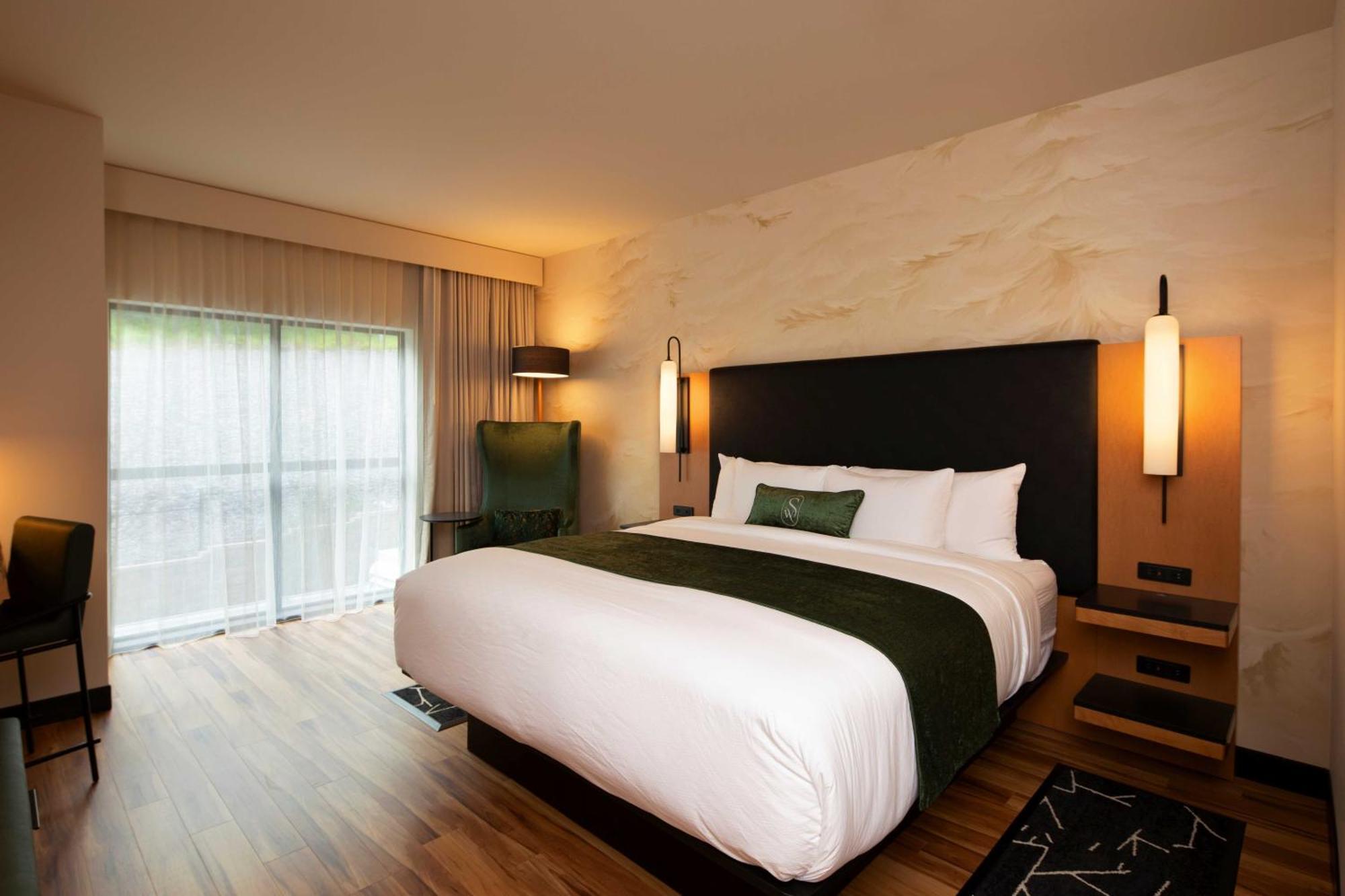 The Swiftwater Hotel ภายนอก รูปภาพ