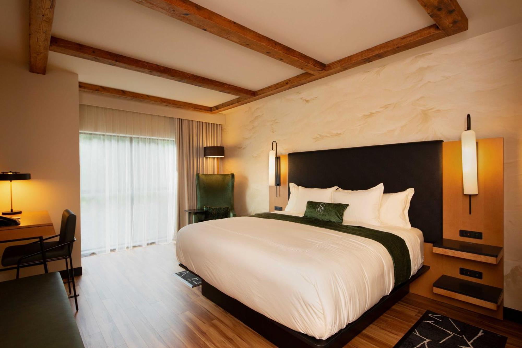 The Swiftwater Hotel ภายนอก รูปภาพ
