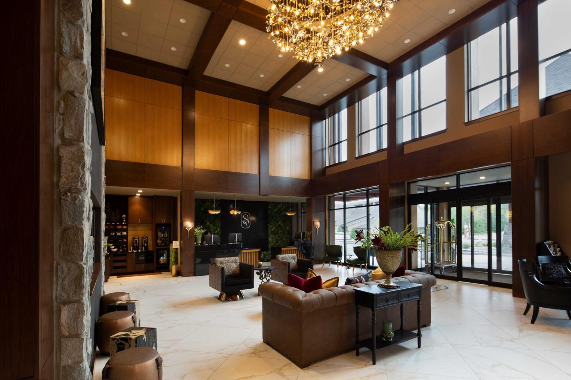 The Swiftwater Hotel ภายนอก รูปภาพ